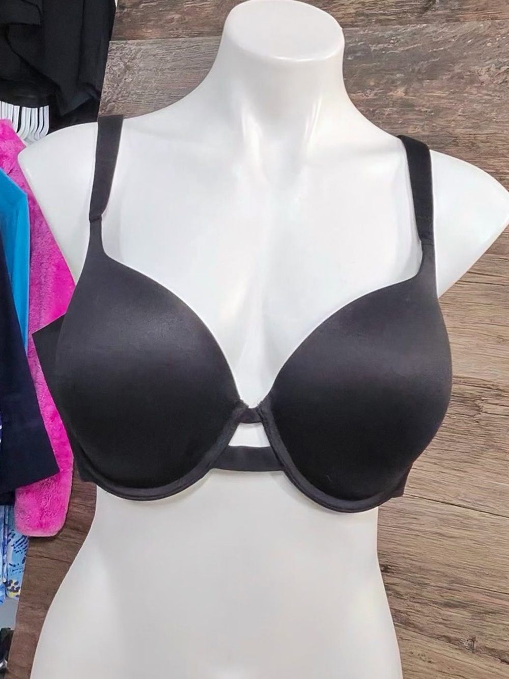 Auden Black Smooth T-Shirt Bra with Light Padding